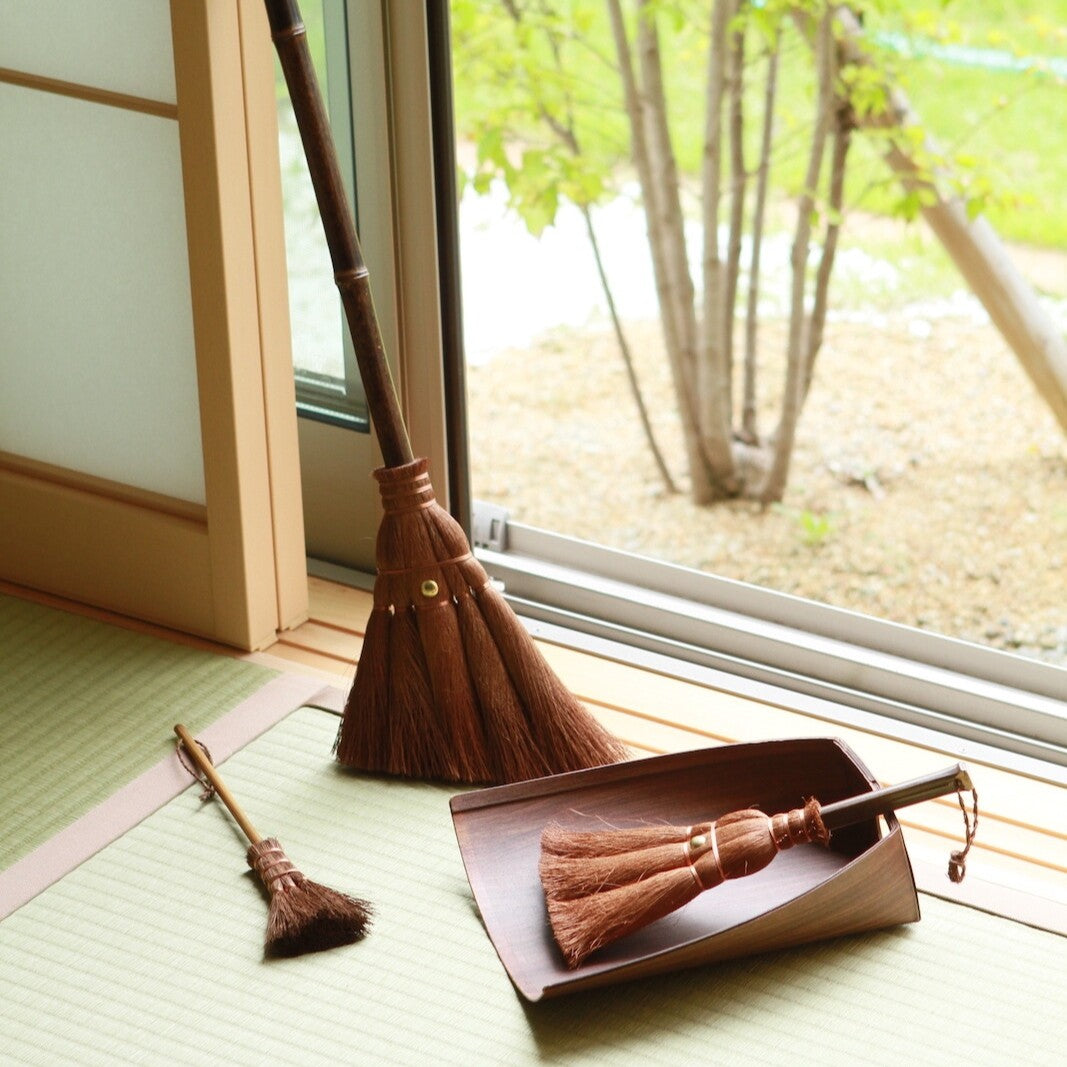 ちょこっとお掃除セット 棕櫚ほうき・テーブルほうき・ちりとりセット